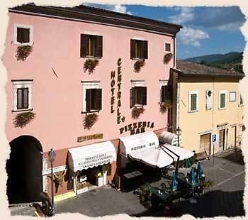 Hotel Centrale Cascia Buitenkant foto