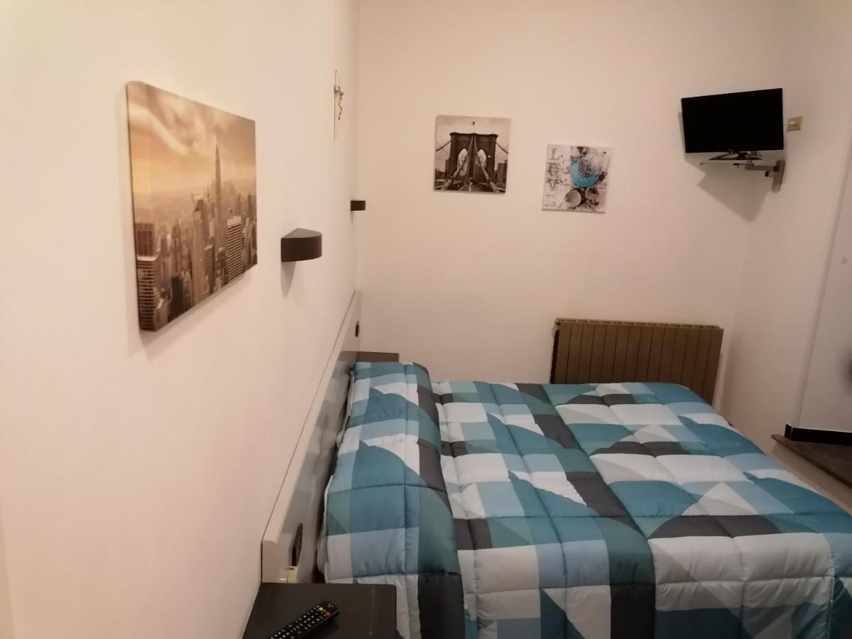 Hotel Centrale Cascia Buitenkant foto