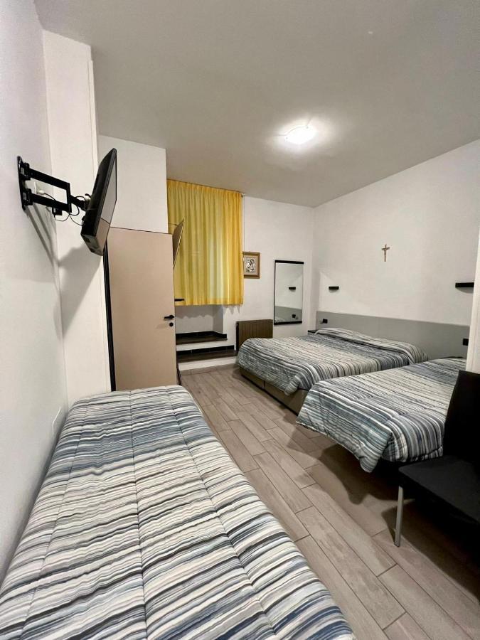 Hotel Centrale Cascia Buitenkant foto