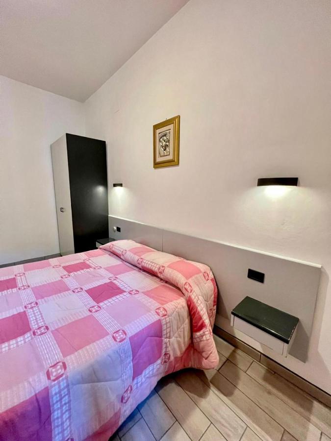 Hotel Centrale Cascia Buitenkant foto